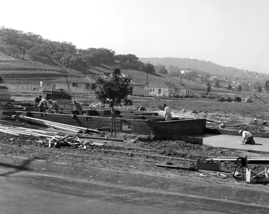 Studio City 1939 1 Goodland Ave.jpg